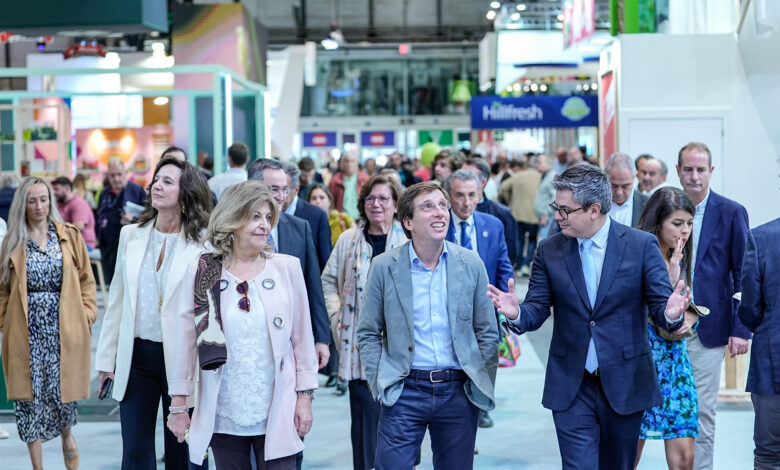 almeida-visita-la-feria-fruit-attraction-2024,-consolidada-como-el-marco-de-innovacion-del-mercado-hortofruticola-mundial