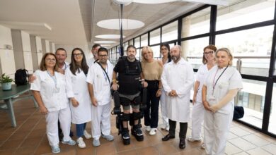 esther-monzon-visita-la-unidad-de-lesionados-medulares-del-hospital-insular