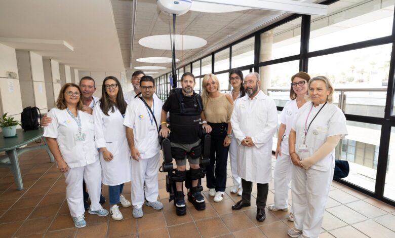 esther-monzon-visita-la-unidad-de-lesionados-medulares-del-hospital-insular