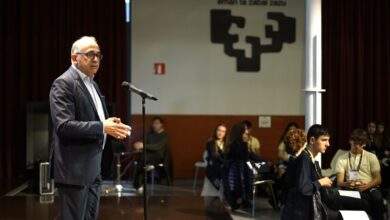 el-viceconsejero-de-universidades-e-investigacion,-adolfo-morais,-participa-en-los-encuentros-de-orientacion-profesional-steam-euskadi