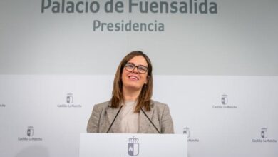 castilla-la-mancha-y-el-estado-acuerdan-destinar-83-millones-de-euros-para-el-sistema-de-la-dependencia-regional,-que-atiende-a-mas-de-75.000-personas