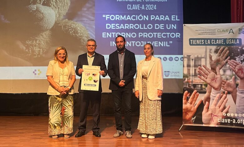 el-viceconsejero-de-educacion,-en-la-inauguracion-de-unas-jornadas-para-proteccion-a-la-infancia-y-adolescencia