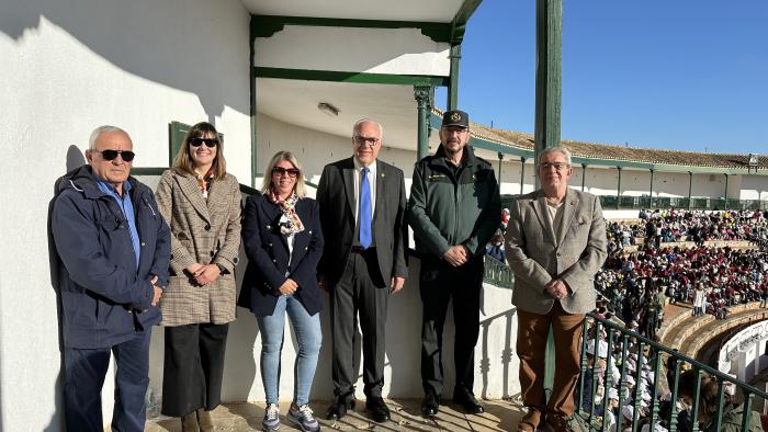 el-gobierno-de-castilla-la-mancha-acompana-a-la-guardia-civil-en-la-jornada-celebrada-en-manzanares-y-en-la-que-han-participado-centenares-de-escolares