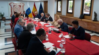 canarias-contara-en-2025-con-un-presupuesto-“prudente”-volcado-en-reforzar-los-servicios-publicos-esenciales