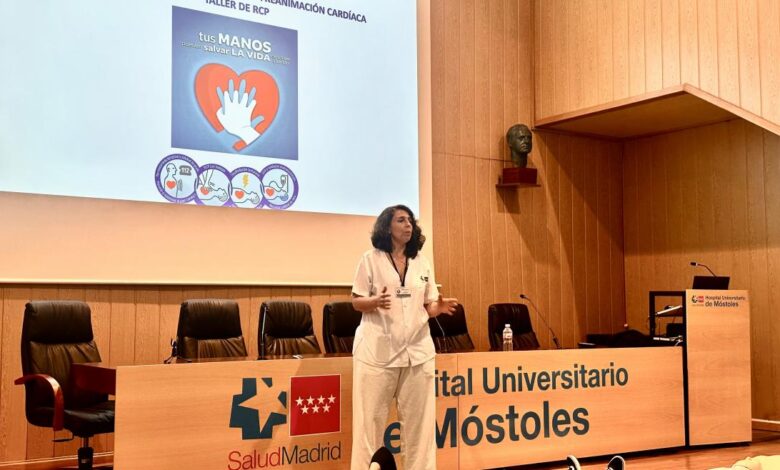 el-hospital-publico-de-mostoles-imparte-talleres-de-reanimacion-cardiopulmonar-a-mas-de-100-personas