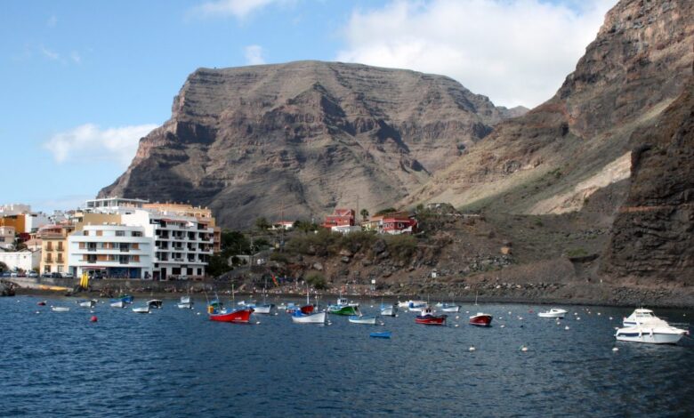 puertos-canarios-apagara-agaete-y-vueltas-para-que-despegue-el-primer-vuelo-de-las-parcelas-cenicientas