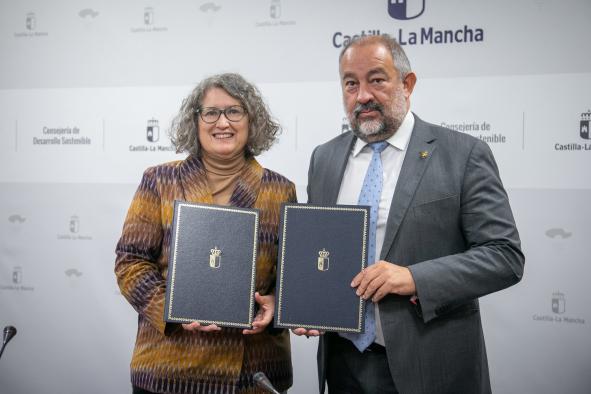 el-gobierno-de-castilla-la-mancha-y-la-uclm-impulsan-la-creacion-de-la-nueva-‘catedra-participativa-de-cambio-climatico-y-sostenibilidad-del-sector-primario’