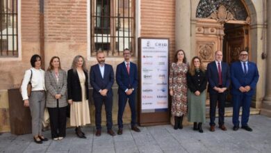 el-gobierno-de-castilla-la-mancha-refuerza-su-estrategia-digital-con-el-apoyo-de-orange-y-promueve-acciones-para-reducir-la-brecha-digital