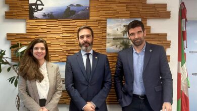 el-departamento-de-turismo-profundiza-en-la-colaboracion-con-booking-para-combatir-las-viviendas-turisticas-ilegales