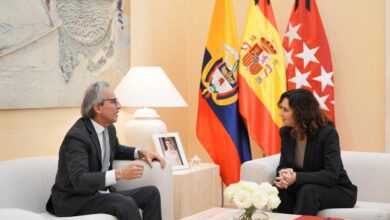 diaz-ayuso-se-reune-con-el-embajador-de-la-republica-de-colombia-en-espana-para-presentar-la-region-como-destino-turistico-e-inversor