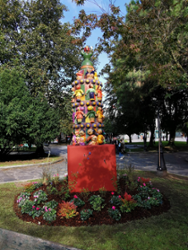 concluen-os-traballos-de-restauracion-do-monumento-ao-intelectual-alexandre-boveda,-en-catro-caminos