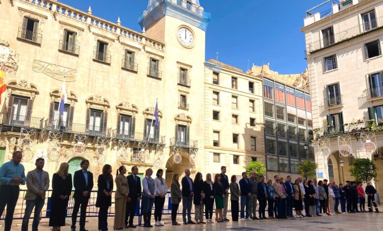 alicante-cierra-filas-con-los-afectados-de-la-dana-y-redobla-envios-de-equipos-y-viveres