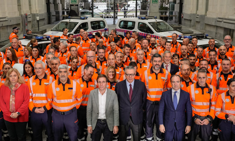 almeida-reconoce-la-trayectoria-de-los-agentes-de-movilidad-por-su-“presencia-incansable-en-las-calles”-para-garantizar-la-seguridad-vial