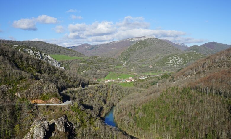 el-primer-forum-de-suelos-de-los-pirineos-se-celebrara-en-ax-les-thermes,-occitania