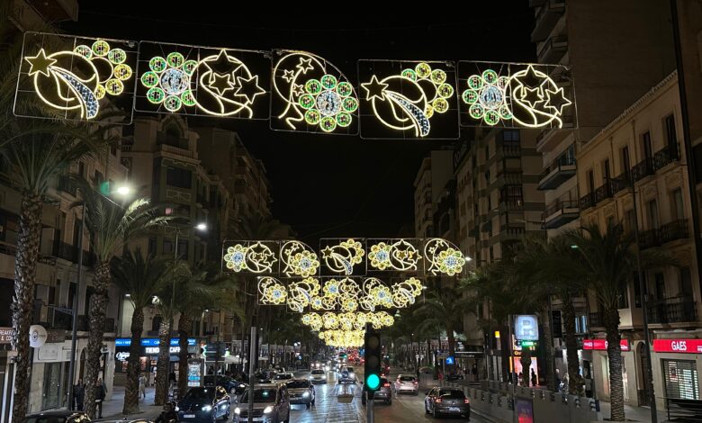 alicante-acuerda-con-los-comerciantes-retrasar-una-semana-el-encendido-de-la-navidad