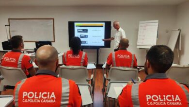 la-policia-autonomica-se-forma-sobre-los-usos-y-funciones-del-nuevo-tacografo-digital