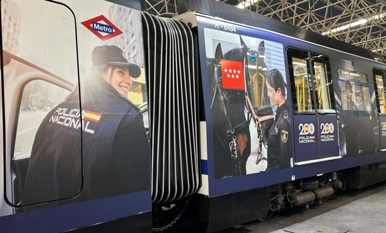 la-comunidad-de-madrid-celebra-el-200o-aniversario-de-la-policia-nacional-con-un-tren-vinilado-que-circulara-por-la-linea-6-de-metro