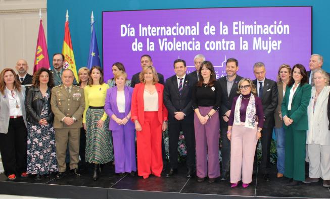 blanca-fernandez-destaca-la-necesidad-de-luchar-frente-al-negacionismo-contar-con-mejores-medios-de-proteccion-e-incentivar-la-educacion-en-igualdad