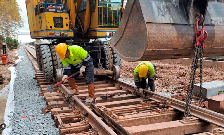 transportes-moviliza-185-millones-de-euros-para-reparar-la-red-de-cercanias-y-de-alta-velocidad-de-valencia-danadas-por-la-dana