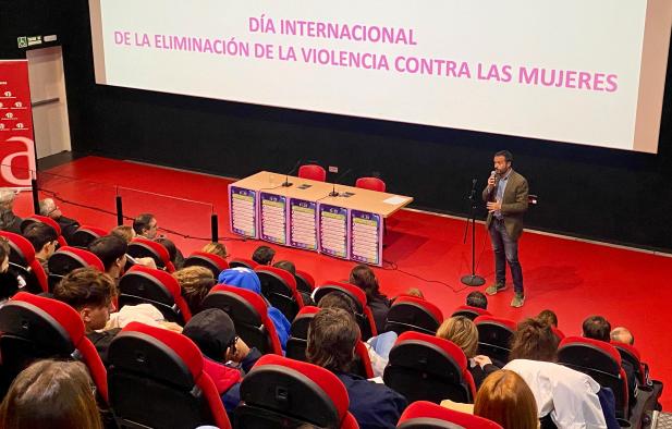 el-gobierno-regional-impulsa-la-campana-educativa-«construyendo-muros-contra-la-violencia-de-genero»-para-sensibilizar-a-la-juventud