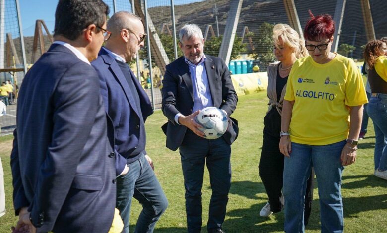 un-evento-deportivo-de-futbol-caminando-congrega-a-800-personas-mayores-en-barranco-seco