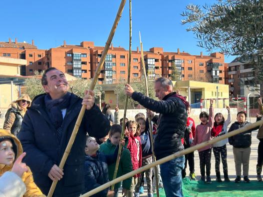 un-total-de-77-centros-educativos-de-la-provincia-se-benefician-de-las-primeras-ayudas-del-gobierno-regional-para-la-climatizacion-de-las-aulas