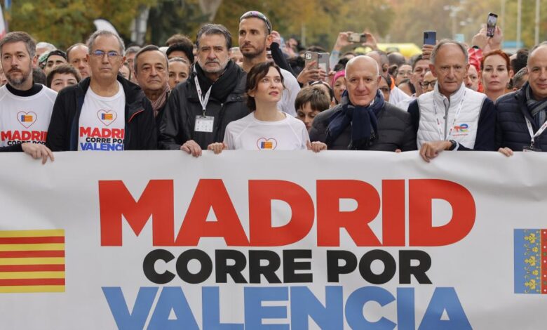 diaz-ayuso:-“es-un-orgullo-ver-a-madrid-corriendo-por-valencia”-en-solidaridad-por-la-dana