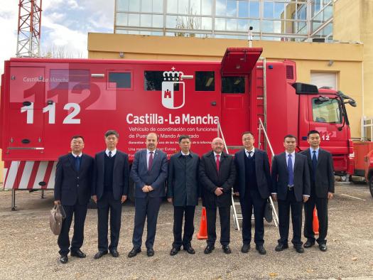 el-gobierno-regional-muestra-el-buen-funcionamiento-de-los-servicios-de-emergencias-de-castilla-la-mancha-a-responsables-de-la-seguridad-ciudadana-de-la-provincia-china-de-sichuan