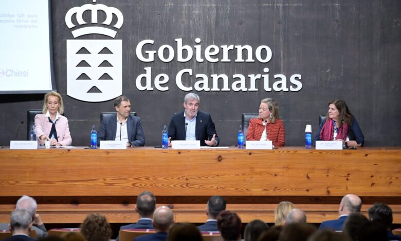 clavijo-destaca-la-importancia-de-la-ia-para-la-sanidad-publica-en-el-primer-foro-en-la-materia-en-canarias