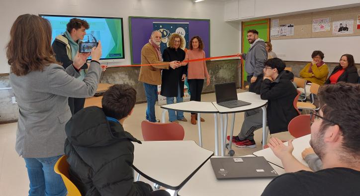 el-instituto-newton-salas-inaugura-su-aula-de-emprendimiento,-un-recurso-con-el-que-el-gobierno-regional-quiere-potenciar-el-espiritu-emprendedor-en-la-fp