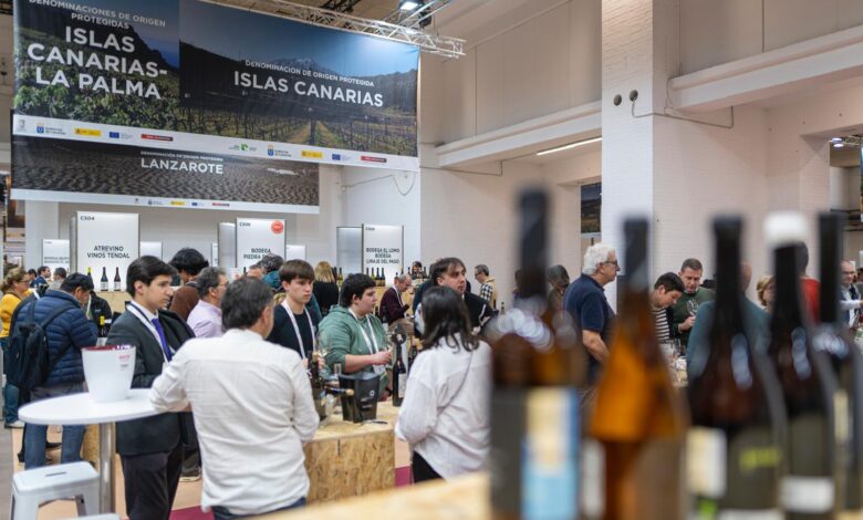 los-vinos-de-28-bodegas-canarias-representan-a-las-islas-en-barcelona-wine-week-de-la-mano-del-gobierno-de-canarias