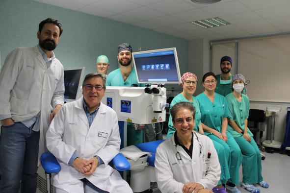 el-hospital-universitario-mancha-centro-supera-las-2.500-operaciones-de-cataratas-utilizando-un-robot-de-ultima-generacion