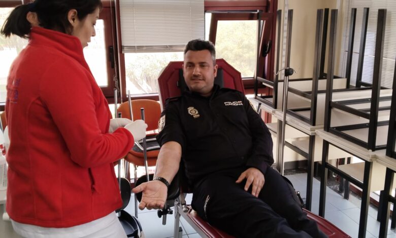 el-scs-realiza-dos-jornadas-de-donacion de-sangre en la-jefatura-superior-de-policia-de-canarias