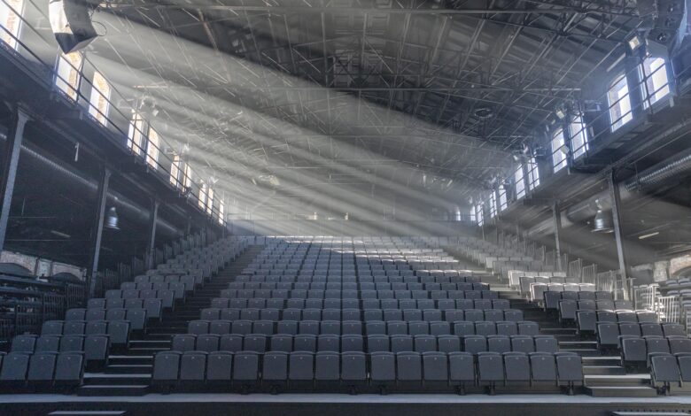 centro-danza-matadero-estrena-su-programacion-internacional-con-la-danza-aerea-y-poetica-de-rachid-ourandame-y-chaillot-theatre-national-de-la-danse