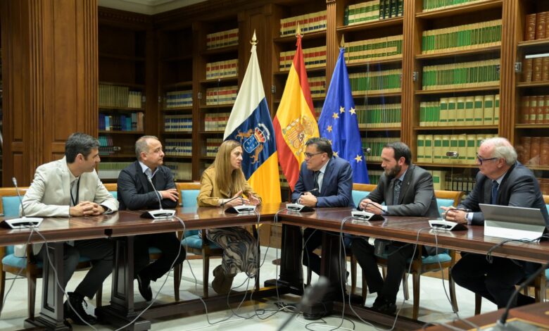 manuel-miranda-y-virginia-barcones-destacan-la-buena-colaboracion-en-emergencias-entre-canarias-y-el-estado