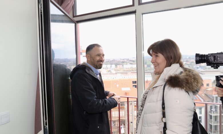 la-creacion-de-las-plazas-8m-y-vicente-diez-y-la-promocion-de-dos-bloques-de-7-y-15-viviendas-sociales-impulsan-la-transformacion-urbana-del-barrio-txabarri-el-sol-en-sestao