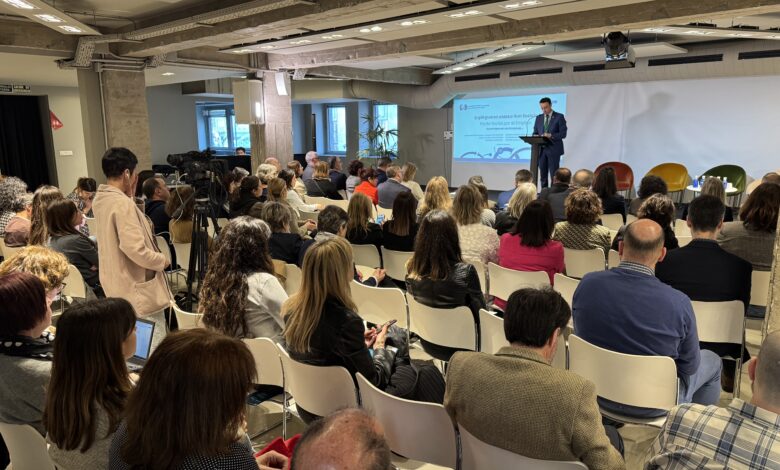 el-vicelehendakari-torres:-“el-pacto-social-por-el-empleo-es-una-herramienta-fundamental-para-avanzar-hacia-una-euskadi-mas-prospera,-inclusiva-y-con-un-mercado-laboral-justo-y-equitativo”
