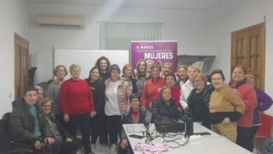 la-delegada-provincial-de-igualdad-pone-en-valor-la-evolucion-de-la-mujer-en-la-sociedad,-en-un-coloquio-en-bogarra