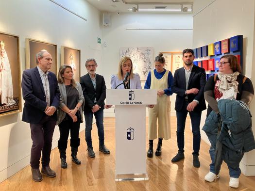 el-gobierno-regional-reune-a-nueve-artistas-albacetenas-en-la-exposicion-‘en-femenino-singular’