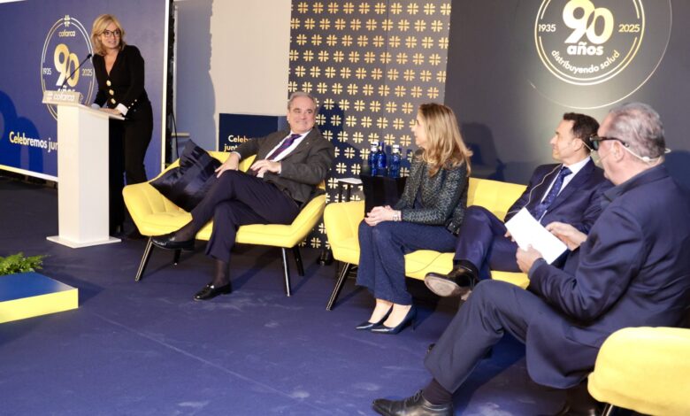 esther-monzon-destaca-el-papel-de-la-cooperativa-farmaceutica-canaria-en-el-sector-sanitario-de-las-islas