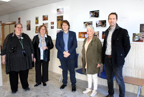 el-gobierno-regional-acerca-la-labor-de-los-artesanos-en-la-exposicion-fotografica-‘el-arte-de-las-manos’-del-colectivo-fotoclickciudadreal