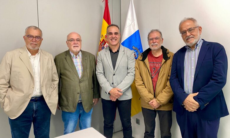 el-comisionado-del-ref-y-la-asociacion-de-la-prensa-de-tenerife-formaran-a-los-profesionales-de-la-comunicacion