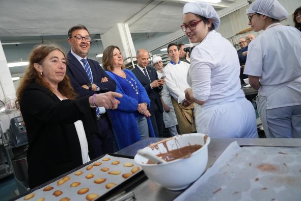 la-oferta-integrada-lleva-la-formacion-con-certificado-de-profesionalidad-a-cerca-de-800-personas-de-34-centros-educativos-de-la-region-con-una-inversion-de-2,3-millones-de-euros