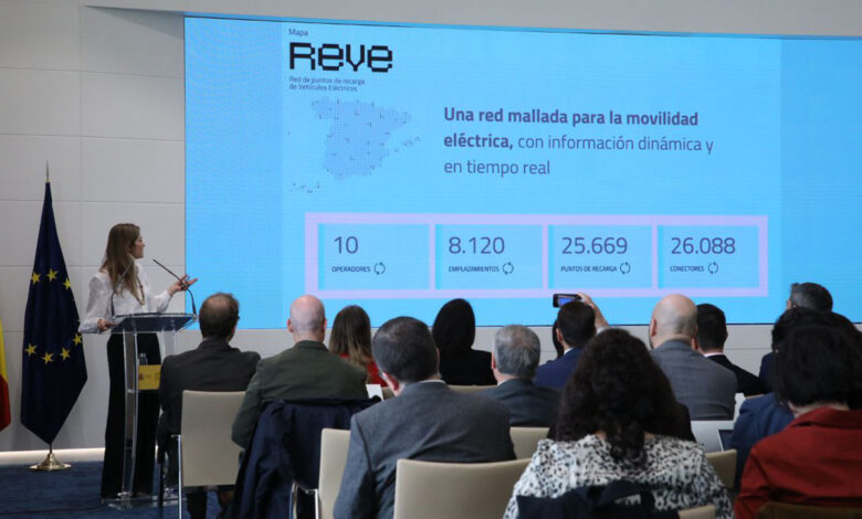 aagesen-anuncia-la-puesta-en-marcha-del-mapa-reve,-una-herramienta-con-informacion-dinamica-para-la-movilidad-electrica