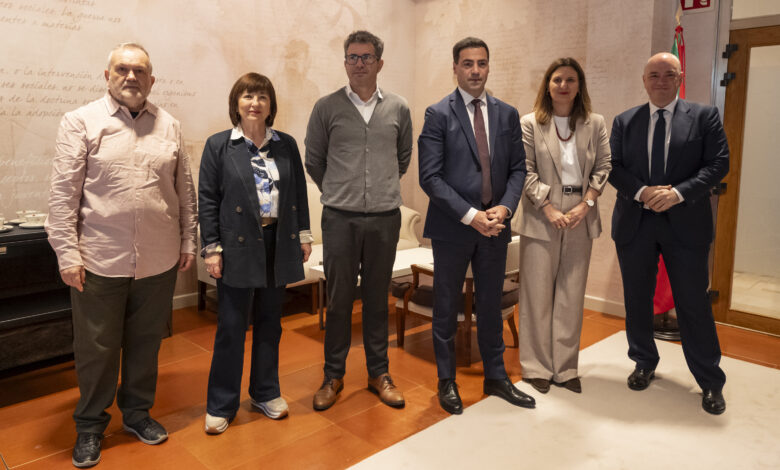 el-lehendakari-se-reune-con-representantes-del-sindicato-ugt