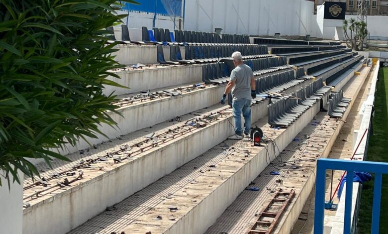 alicante-inicia-los-trabajos-de-mantenimiento-y-sustitucion-de-sillas-en-el-antonio-solana