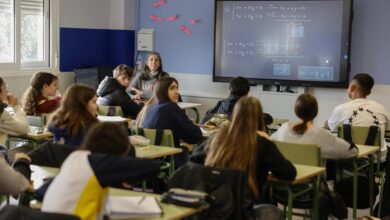 la-comunidad-de-madrid-aprueba-la-reduccion-de-horas-lectivas-desde-el-proximo-curso-y-850-nuevos-maestros-en-su-educacion-publica