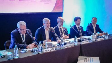 la-comision-de-islas-refrenda-la-estrategia-de-canarias-para-buscar-soluciones-a-la-emergencia-de-la-vivienda