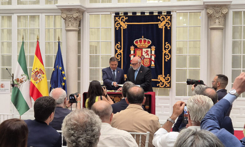luis-planas-firma-un-convenio-para-optimizar-el-uso-de-los-fondos-europeos-en-proyectos-de-regadios-de-andalucia