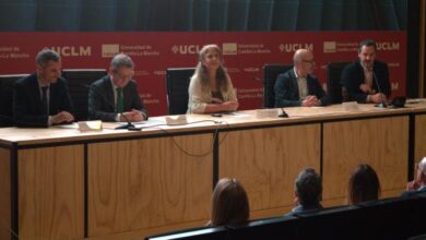 el-gobierno-de-castilla-la-mancha-destaca-el-papel-transformador-de-los-profesionales-de-farmacia-hospitalaria-en-el-sistema-sanitario